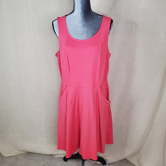 Maurices Dresses & Skirts - ♤ Maurices Scoop Neck Swing Dress in Coral Size 1 (1X)